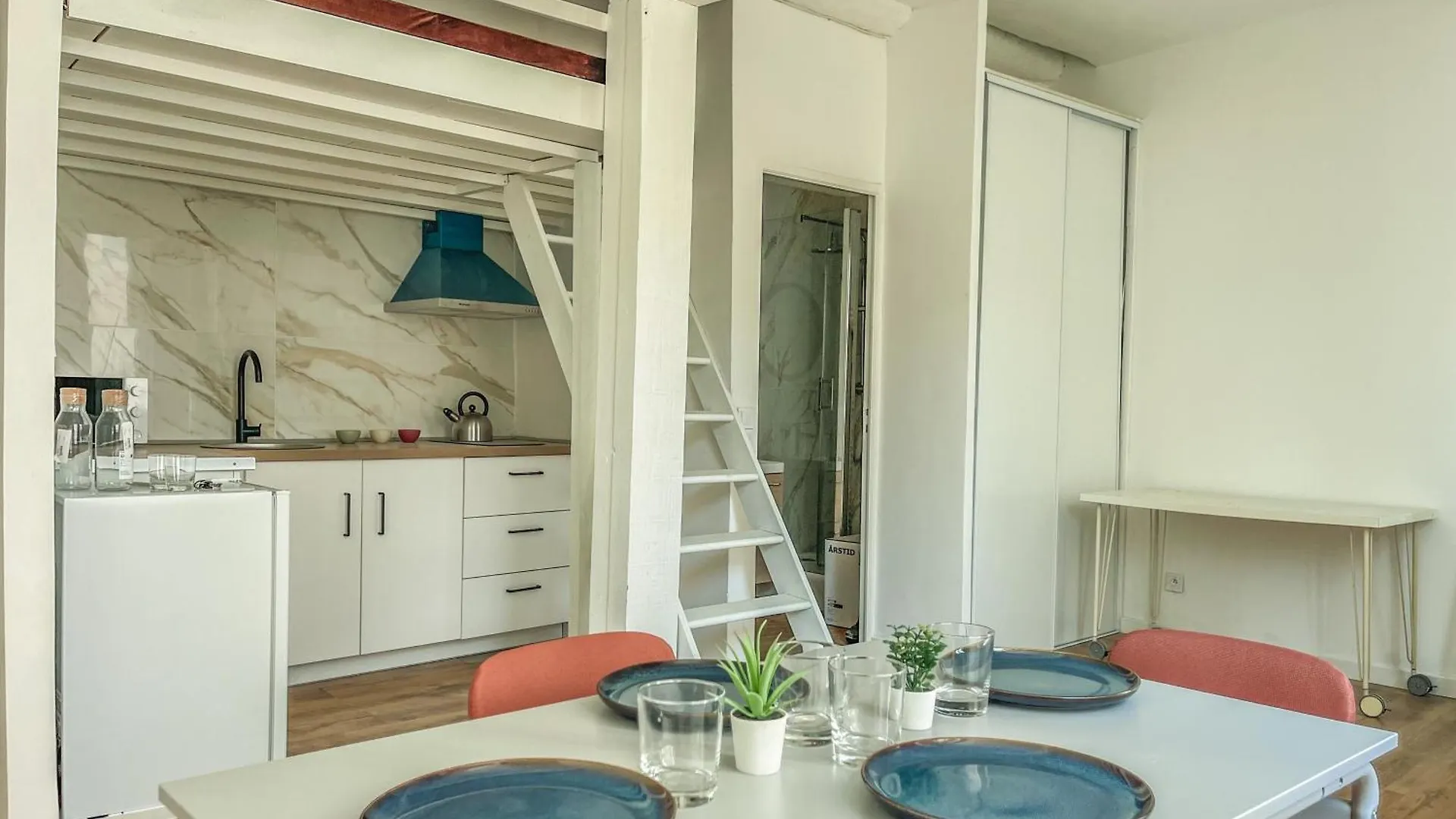 Le Panier Studio Daire Marsilya